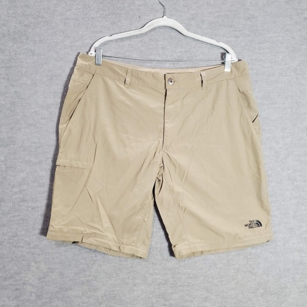 The North Face Men Shorts 38 Beige Chino Zip Pockets Mid Rise Nylon‎ 10" Inseam